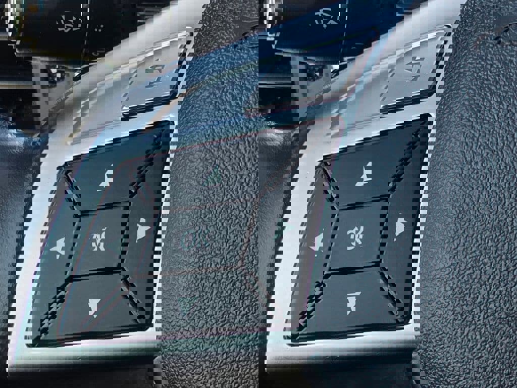 Used 2014 Mercedes-Benz ML 350 4MATIC image 19