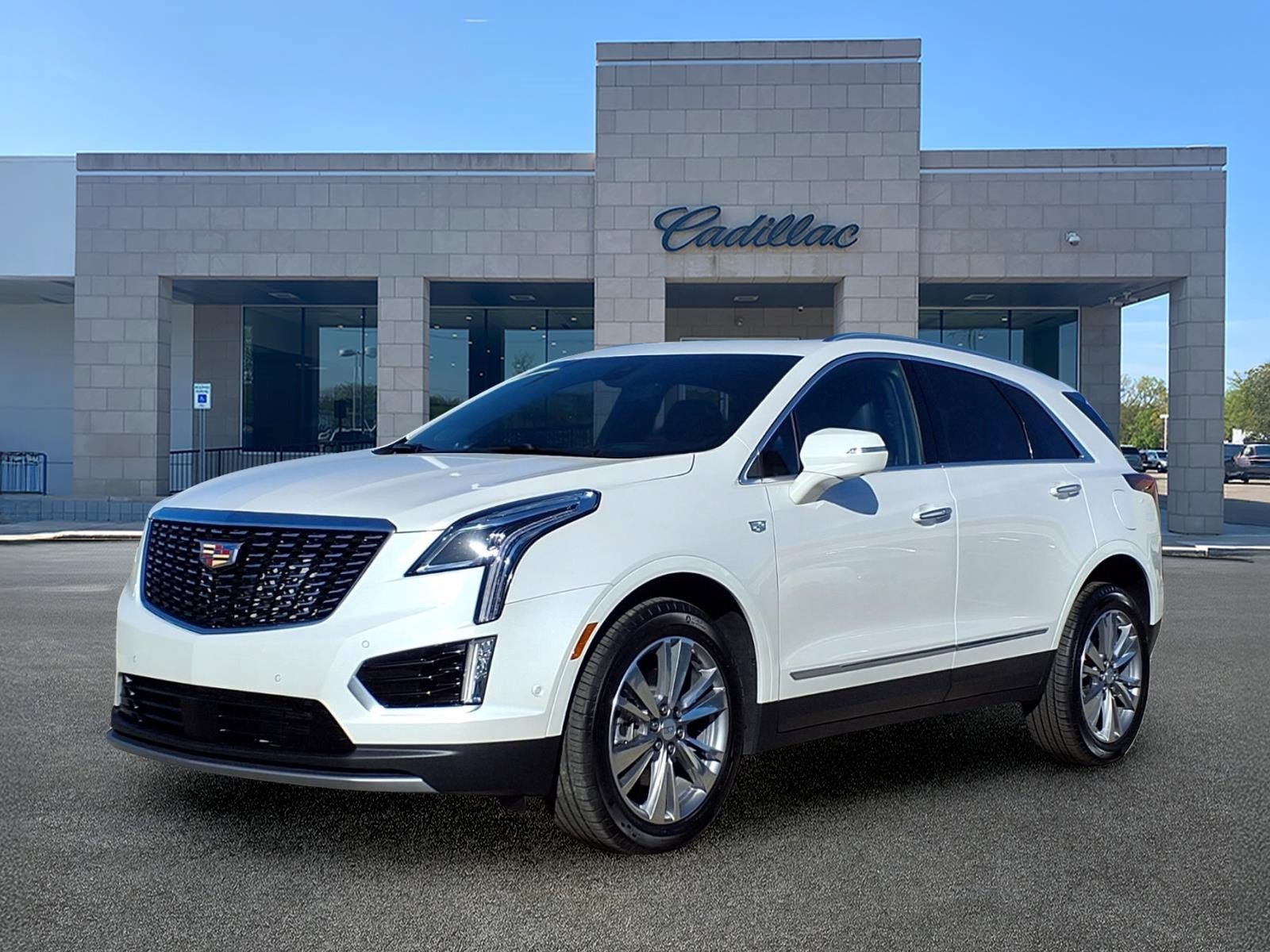 New 2026 Cadillac XT5 Premium Luxury w/ Driver Assist Package