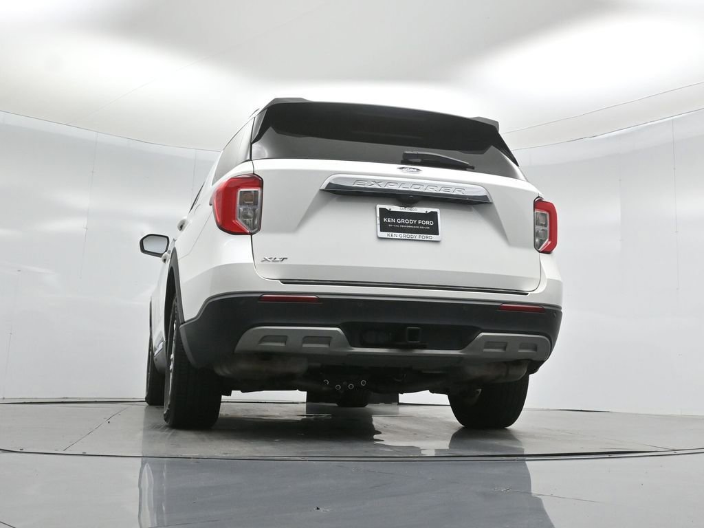 Certified 2021 Ford Explorer XLT RWD image 51