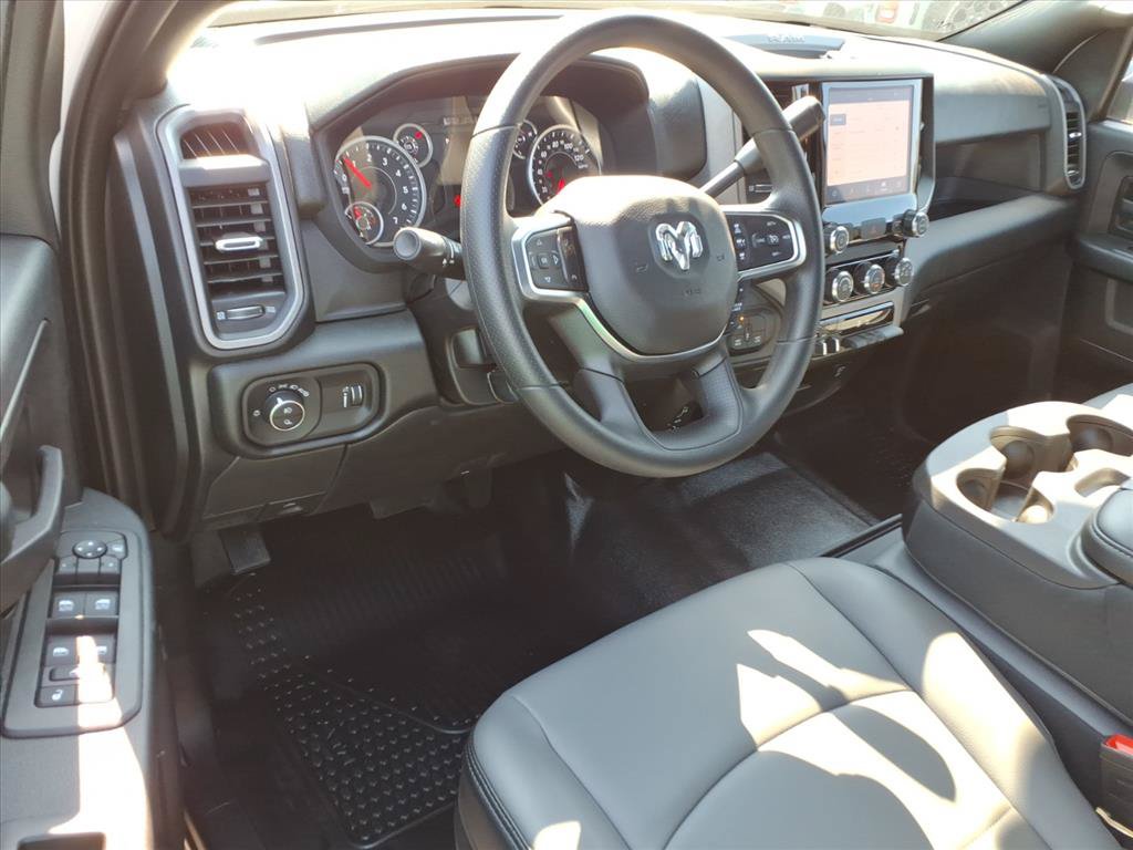 New 2026 RAM 2500 Tradesman w/ Chrome Appearance Group AWD/4WD image 18