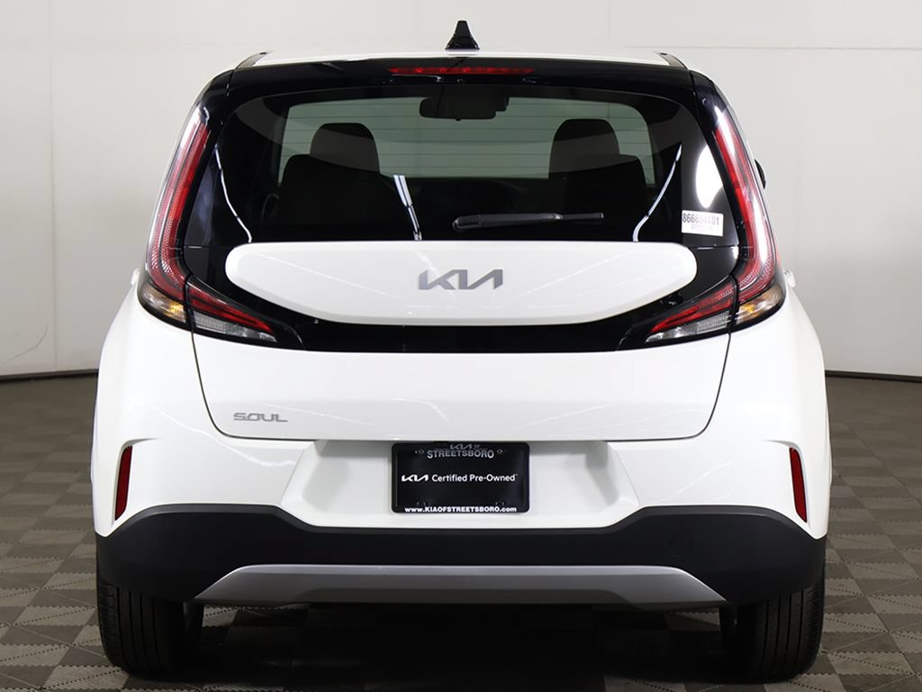 Certified 2023 Kia Soul LX w/ LX Technology Package FWD image 11
