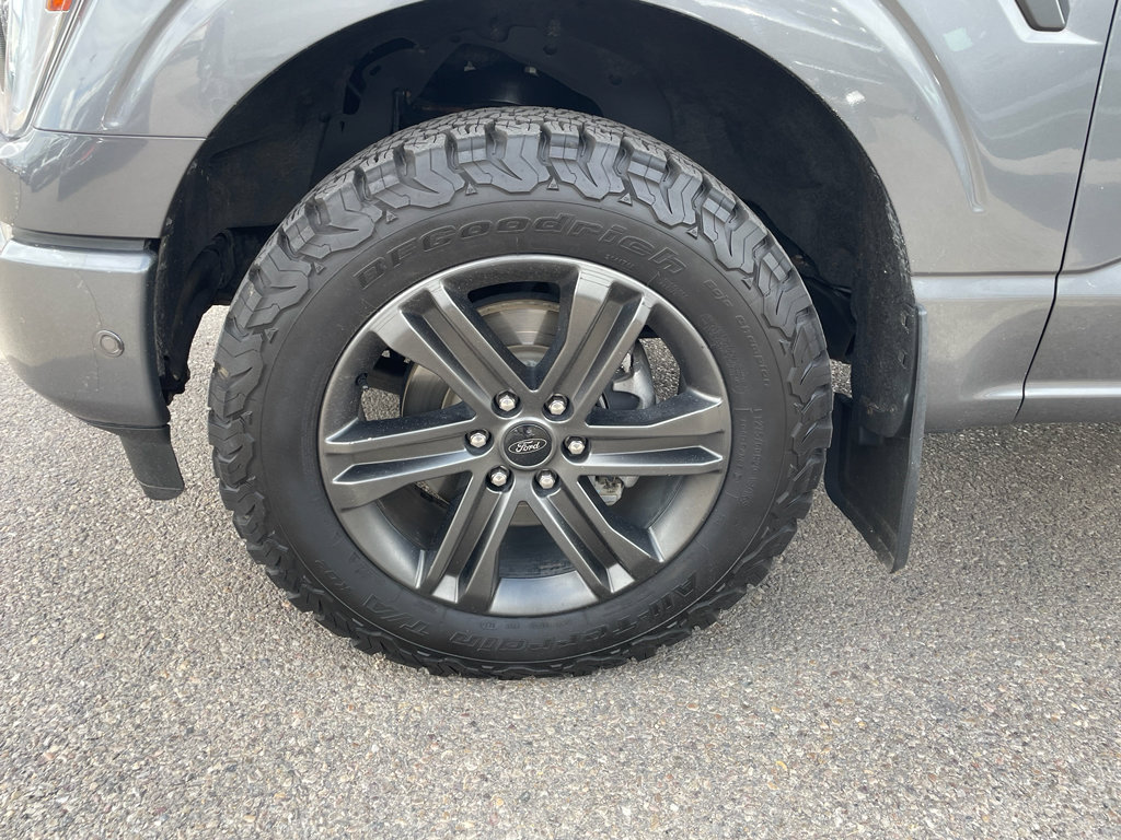 Used 2021 Ford F150 Lariat w/ Equipment Group 502A High image 9