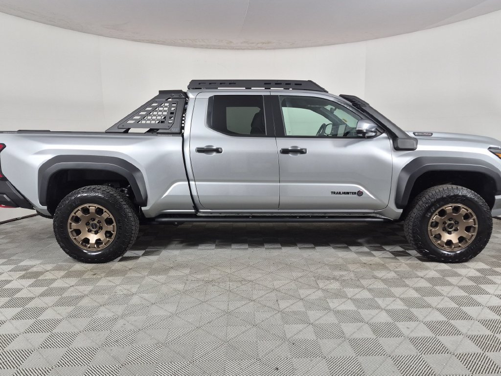 Used 2025 Toyota Tacoma 4x4 Double Cab Hybrid image 2
