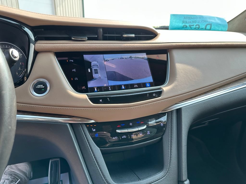 Used 2023 Cadillac XT5 Sportv w/ Platinum Package AWD/4WD image 17