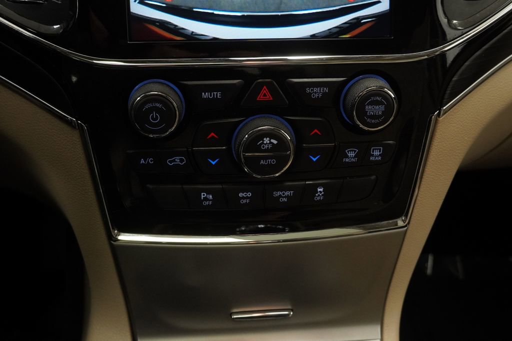 Certified 2021 Jeep Grand Cherokee Limited image 34