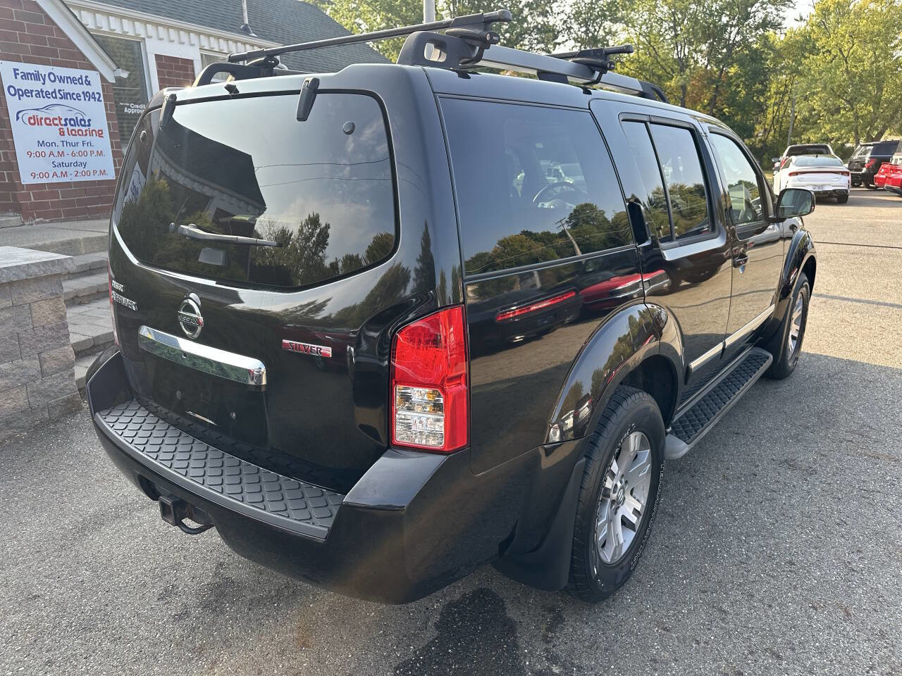 Used 2011 Nissan Pathfinder Silver image 8