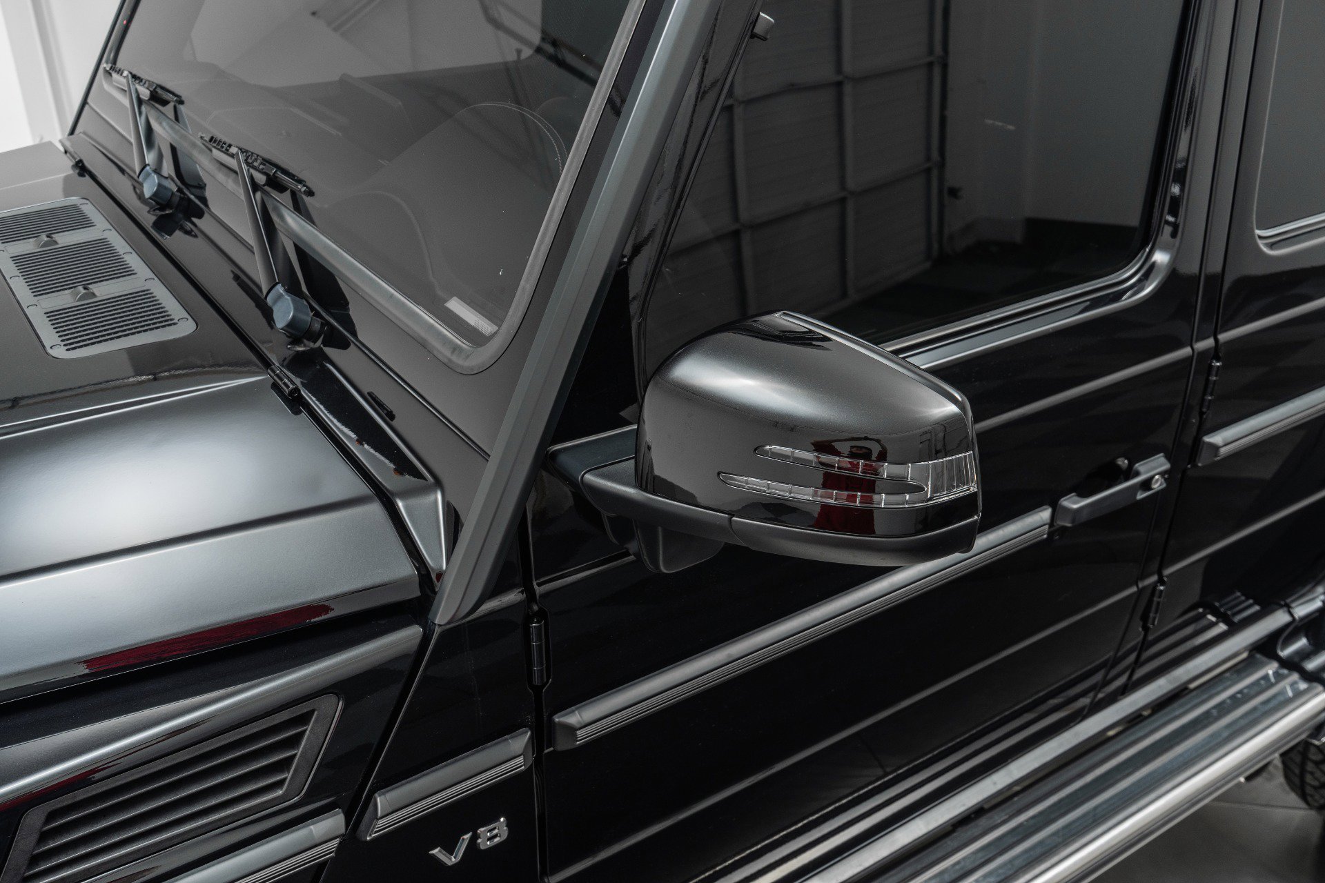 Used 2018 Mercedes-Benz G 550 Squared image 36