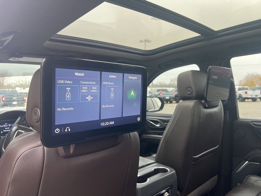 Used 2021 GMC Yukon Denali w/ Denali Premium Package image 13