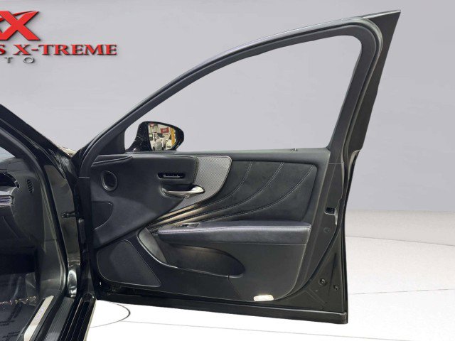 Used 2018 Lexus LS 500 F Sport w/ Accessory Package (Z1) image 39