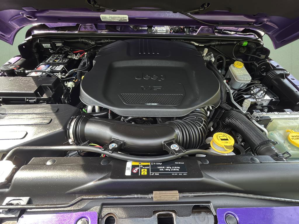 Used 2018 Jeep Wrangler Unlimited Sahara image 12