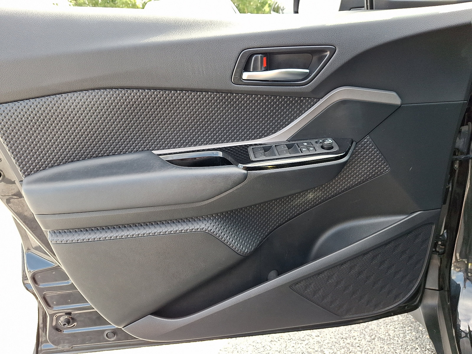 Used 2021 Toyota C-HR Nightshade FWD image 12