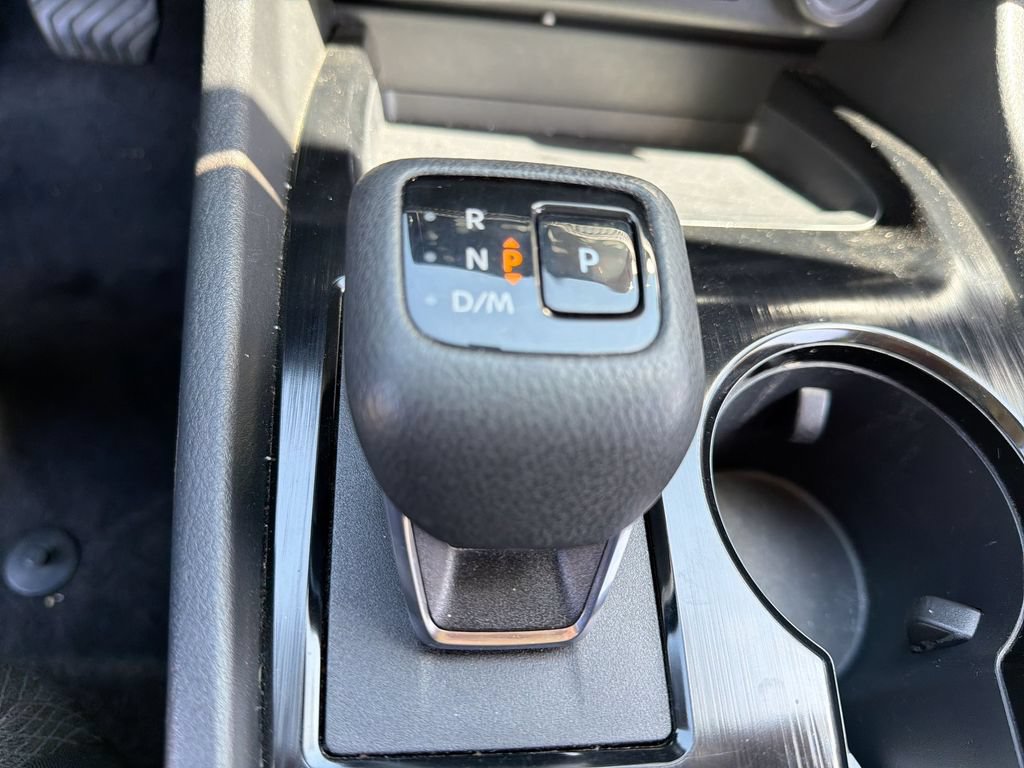 Used 2024 Nissan Rogue SV AWD/4WD image 20