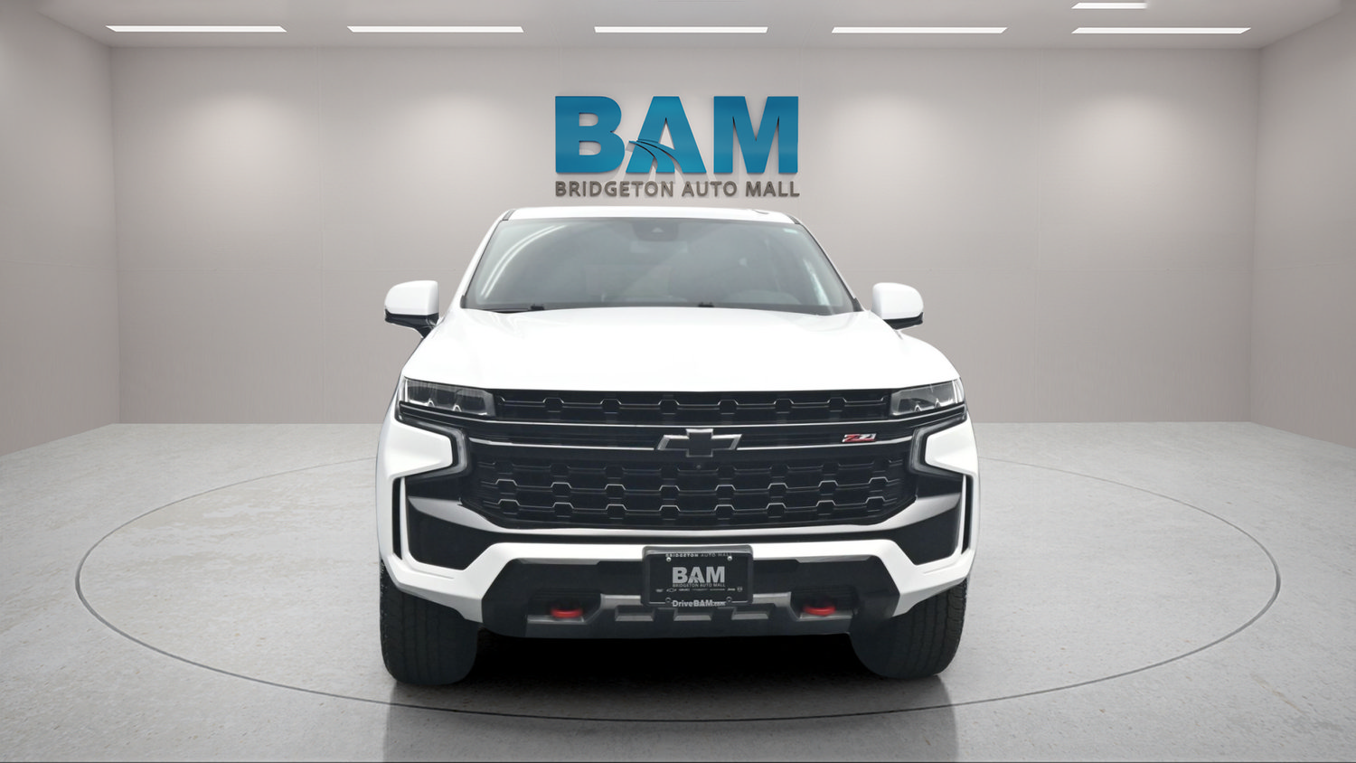 Used 2023 Chevrolet Tahoe Z71 w/ Z71 Off-Road Package AWD/4WD image 2