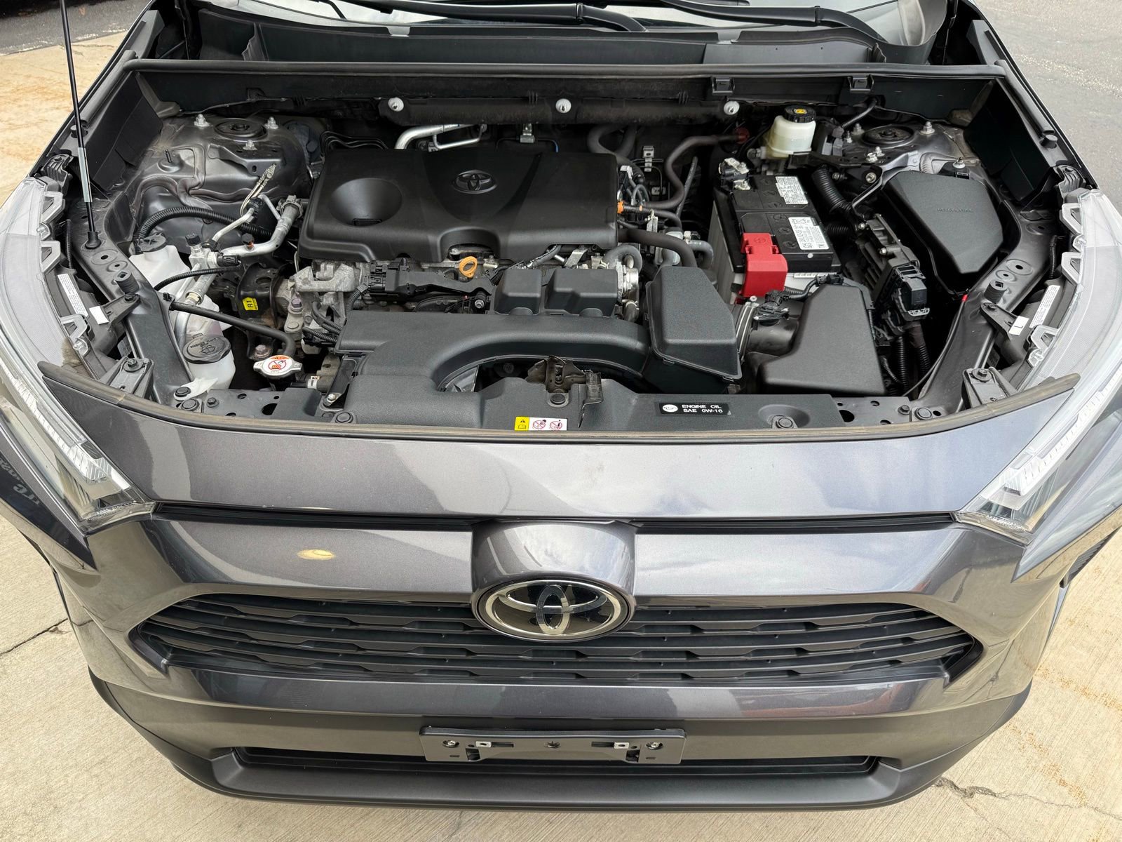 Used 2022 Toyota RAV4 XLE AWD/4WD image 34