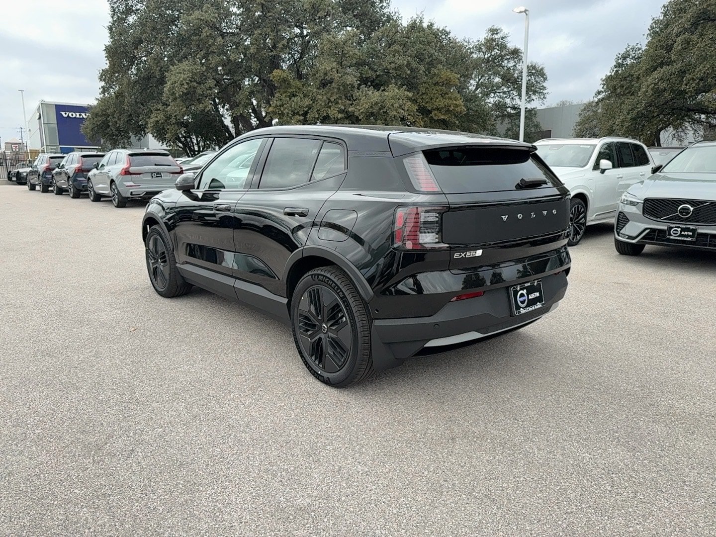 New 2026 Volvo EX30 Cross Country Ultra AWD/4WD image 4