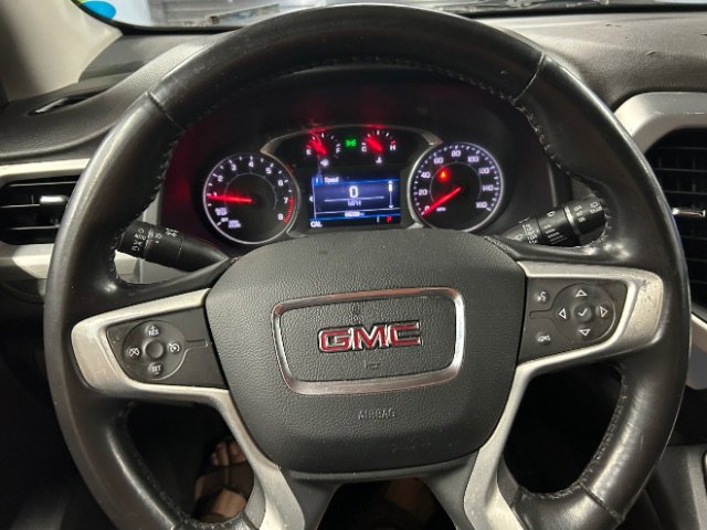 Used 2020 GMC Acadia SLE image 15
