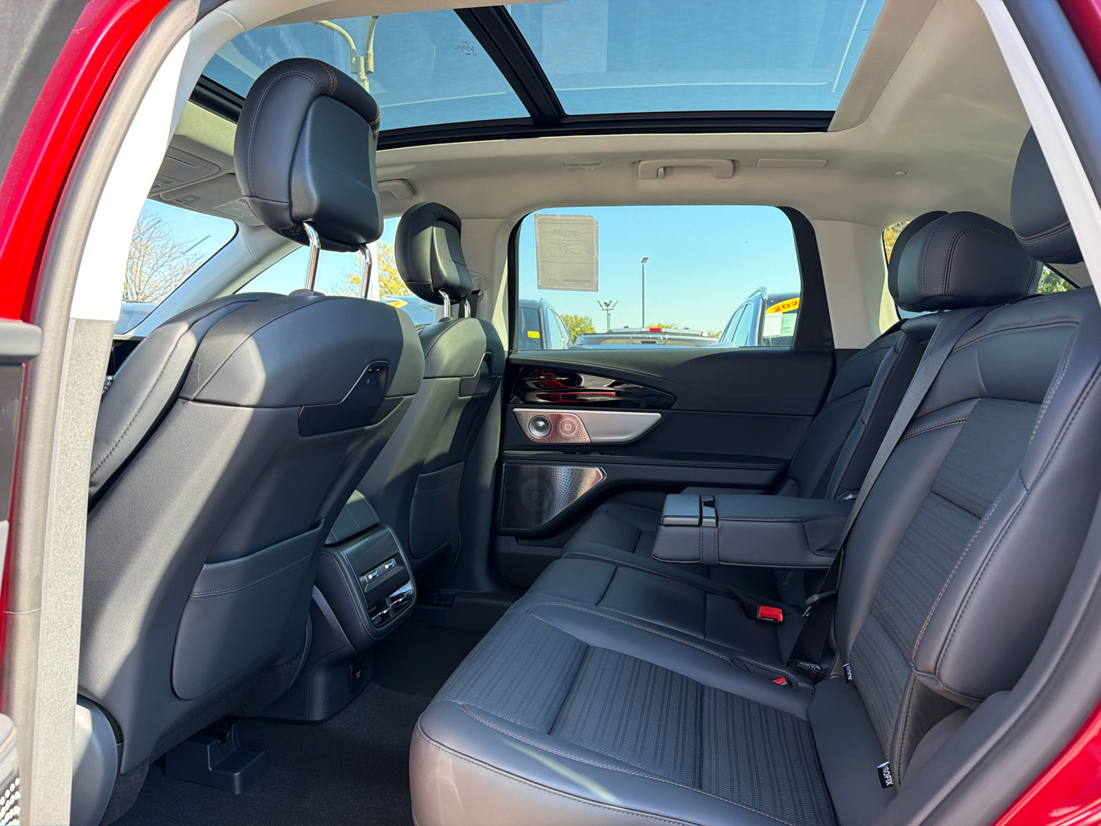 New 2026 Lincoln Nautilus Reserve AWD/4WD image 21