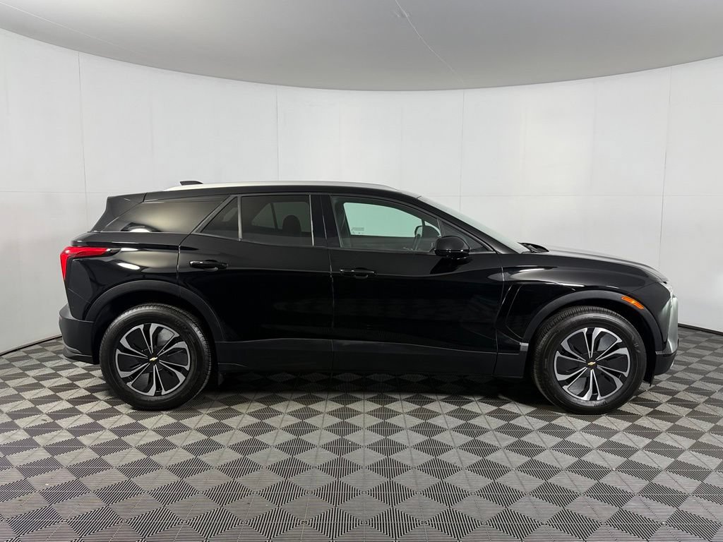 Used 2024 Chevrolet Blazer EV LT AWD/4WD image 6