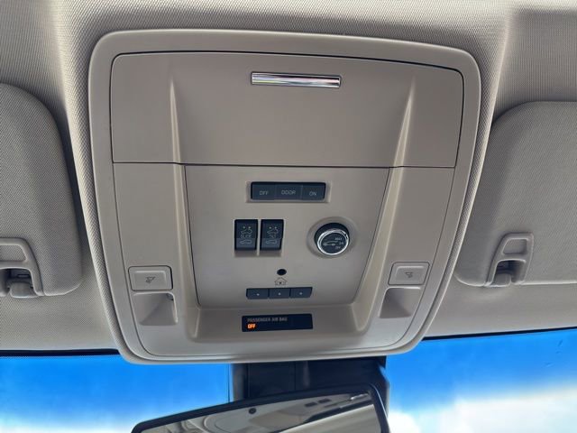 Used 2016 GMC Yukon XL Denali w/ Open Road Package image 36