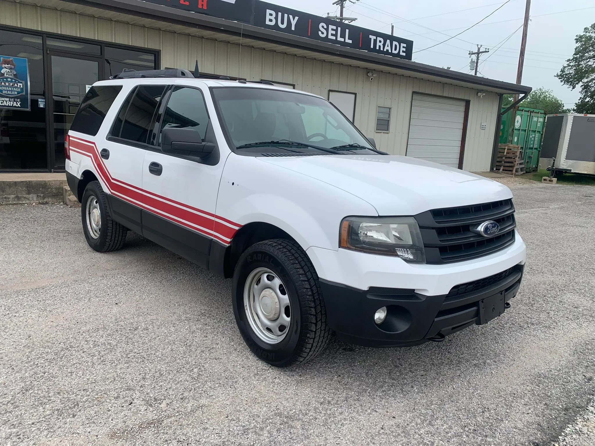 Used 2017 Ford Expedition XL w/ Fleet Convenience Package AWD/4WD image 4