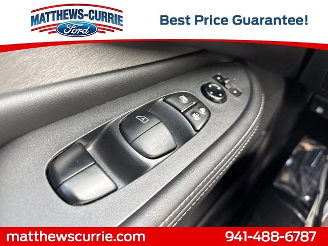 Used 2024 Nissan Murano SV w/ SV Midnight Edition Package FWD image 23