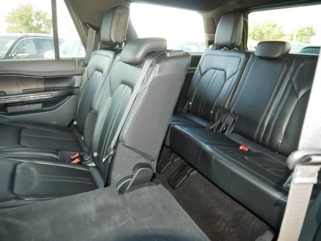 Used 2021 Ford Expedition Limited AWD/4WD image 18