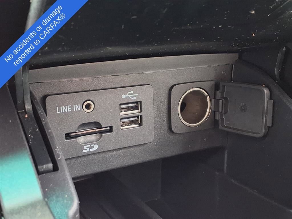 Used 2014 Ford Explorer XLT w/ Equipment Group 202A FWD image 27