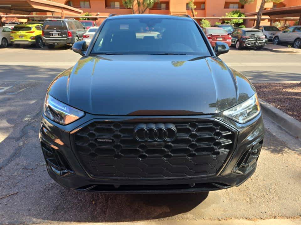 Used 2024 Audi Q5 e Premium Plus w/ Premium Plus Package AWD/4WD image 2