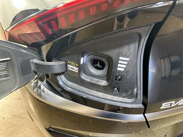 Used 2025 Kia EV6 Wind AWD/4WD image 7