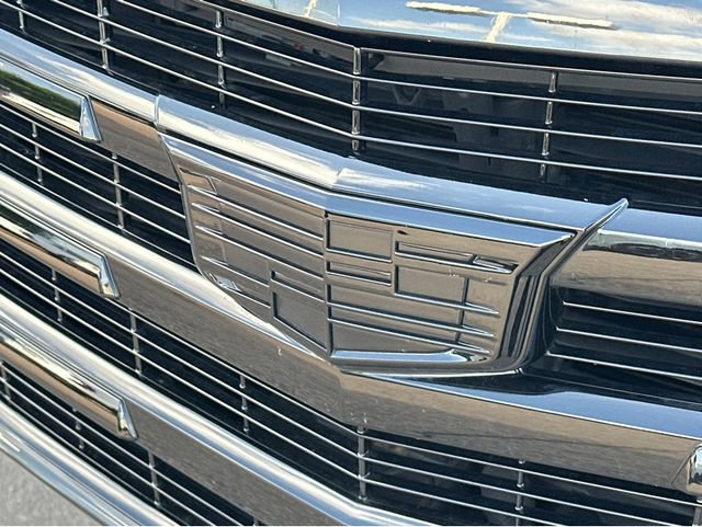 Used 2020 Cadillac Escalade Premium Luxury w/ LPO, Radiant Package image 37