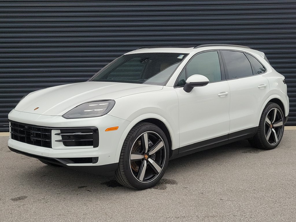 Certified 2026 Porsche Cayenne AWD/4WD image 1