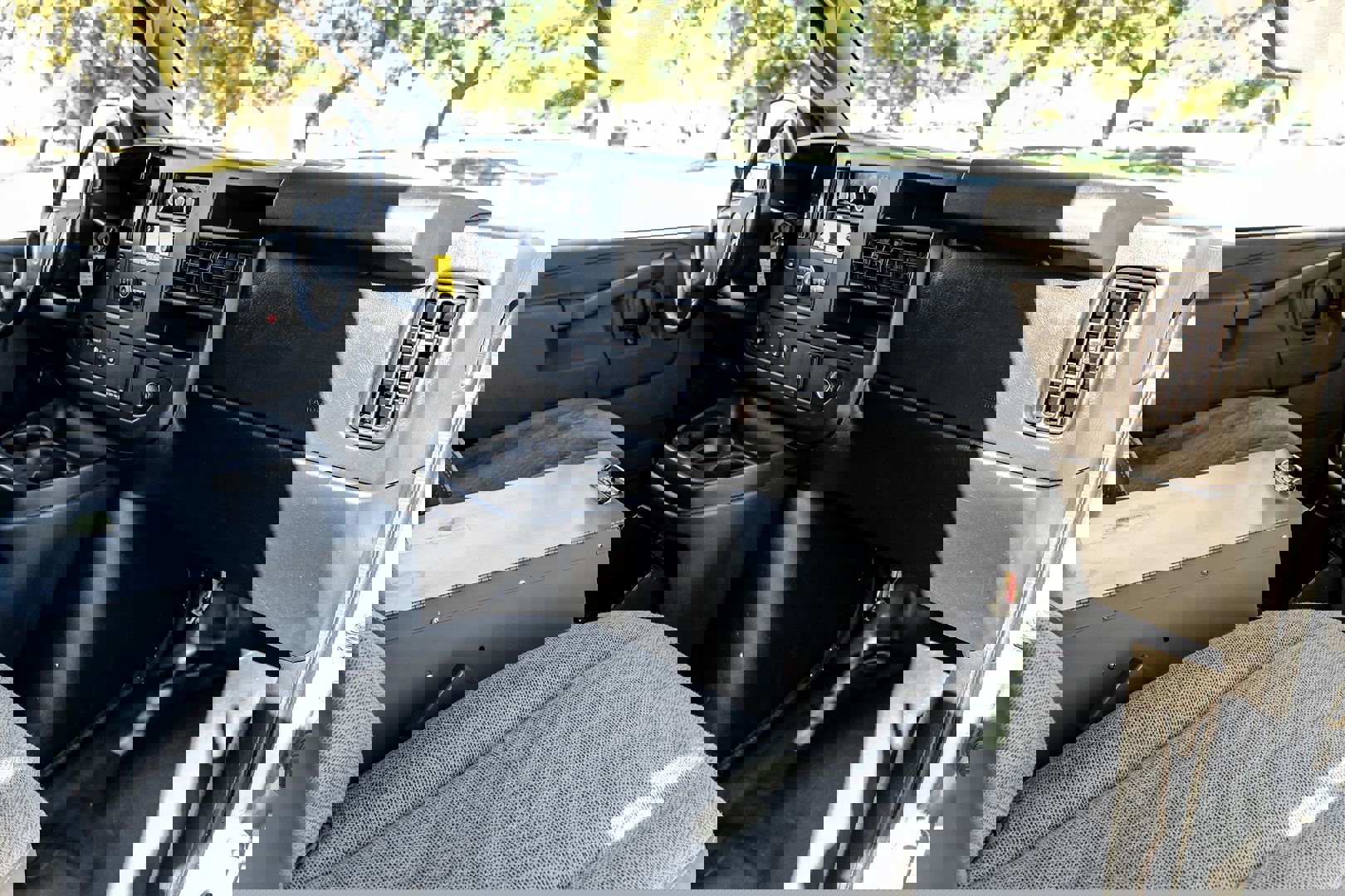 Used 2019 Chevrolet Express 2500 w/ Driver Convenience Package image 13