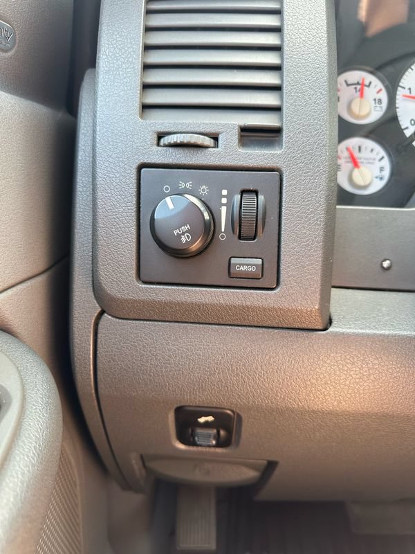 Used 2008 Dodge Ram 2500 Truck SLT w/ Popular Equipment Group AWD/4WD image 16