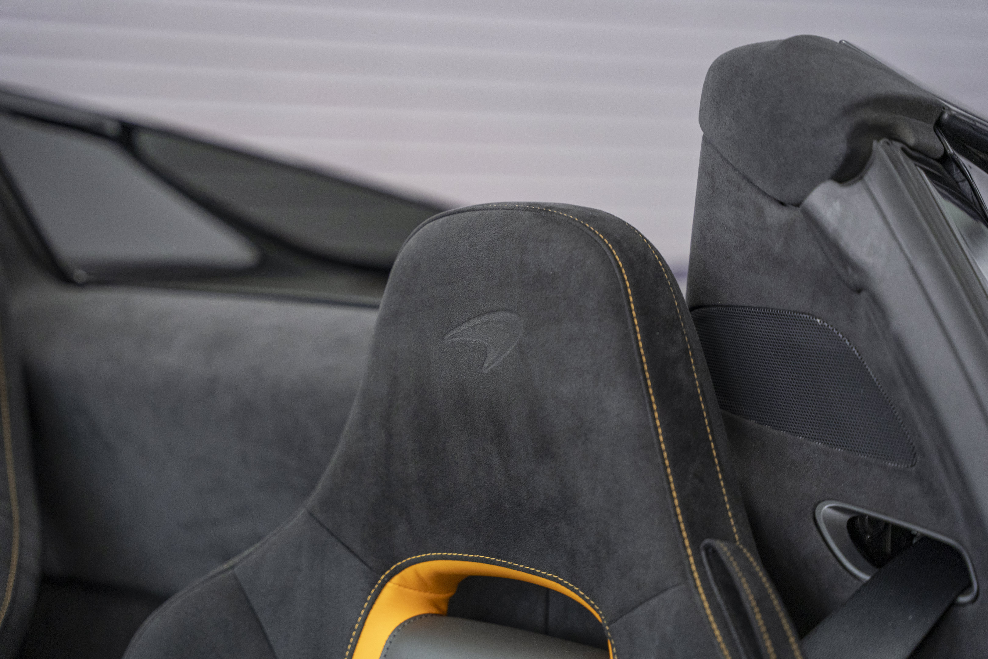 Used 2022 McLaren 720S Spider RWD image 38