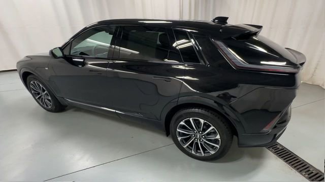 Certified 2025 Cadillac Lyriq Sport AWD/4WD image 6