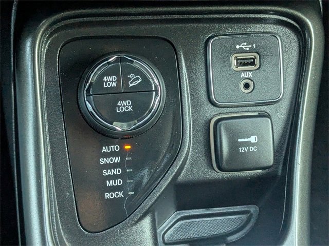 Used 2021 Jeep Compass Trailhawk image 23