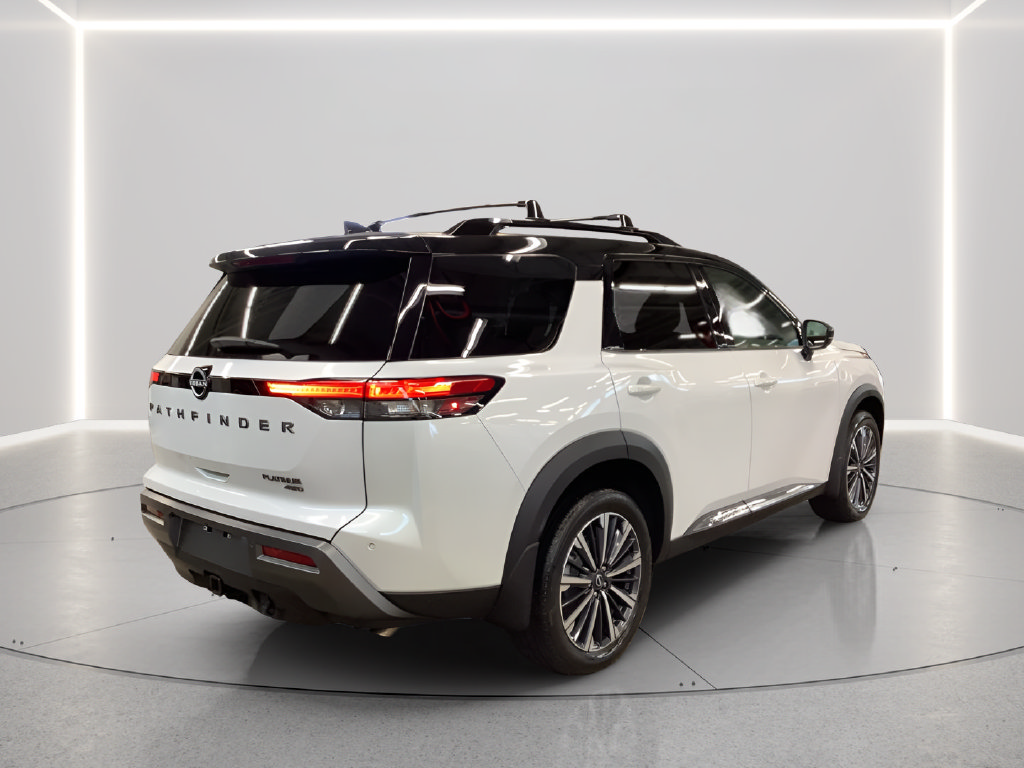 Used 2026 Nissan Pathfinder Platinum AWD/4WD image 31