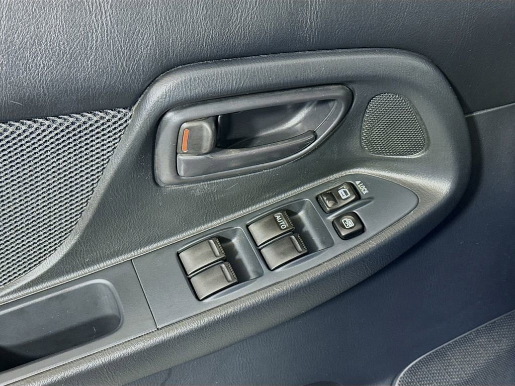 Used 2004 Subaru Impreza WRX Wagon AWD/4WD image 16