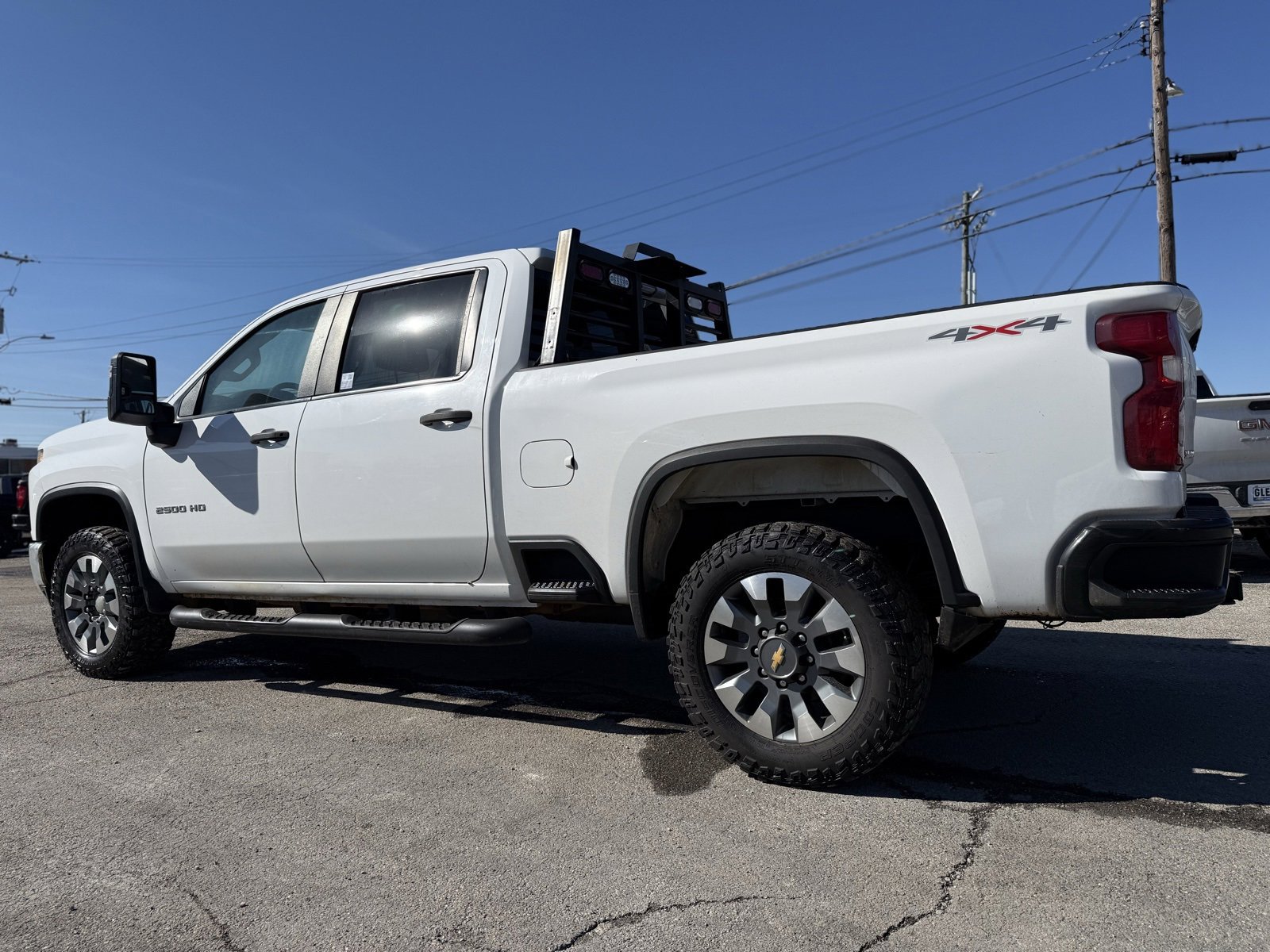 Used 2023 Chevrolet Silverado 2500 Custom w/ Custom Value Package image 5