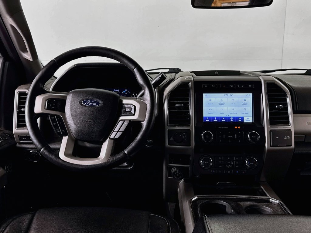 Used 2020 Ford F350 Lariat w/ Lariat Ultimate Package AWD/4WD image 12