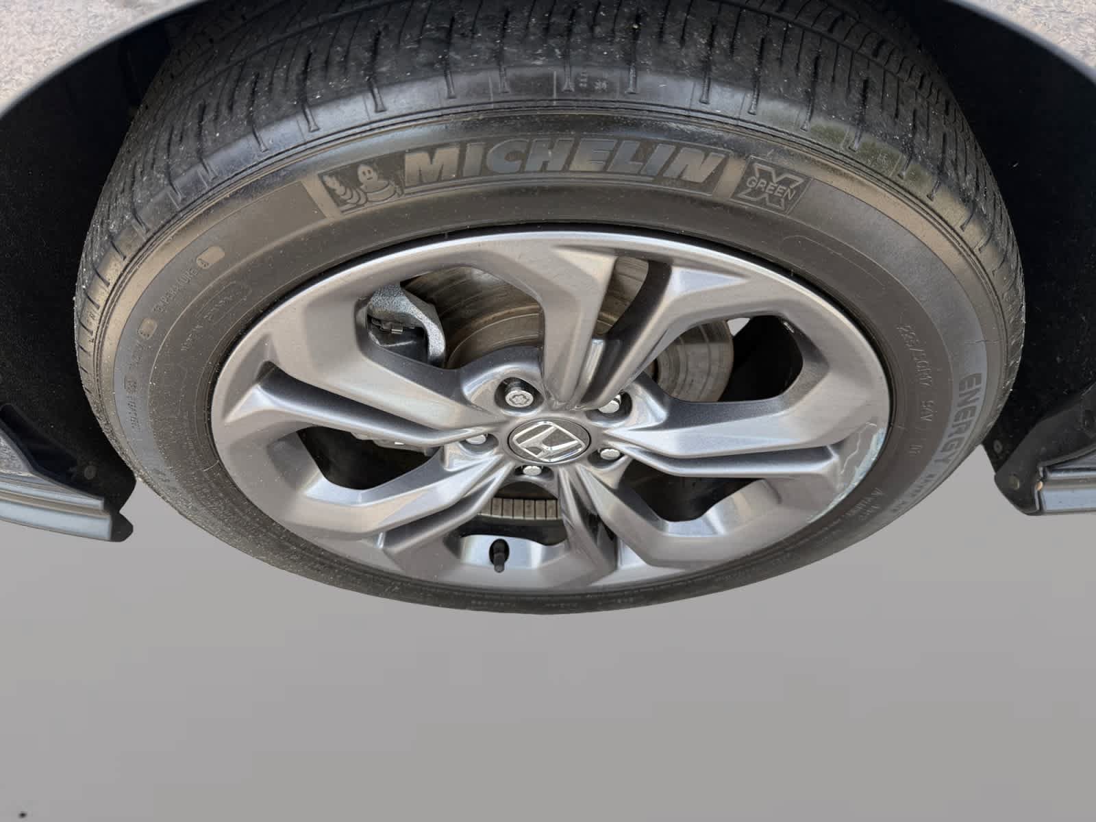 Used 2023 Honda Accord EX image 9