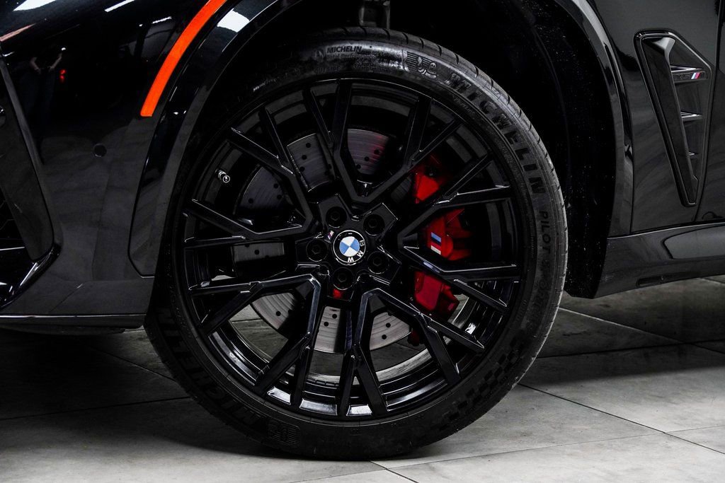 Used 2022 BMW X5 M w/ Competition Package 2 image 3