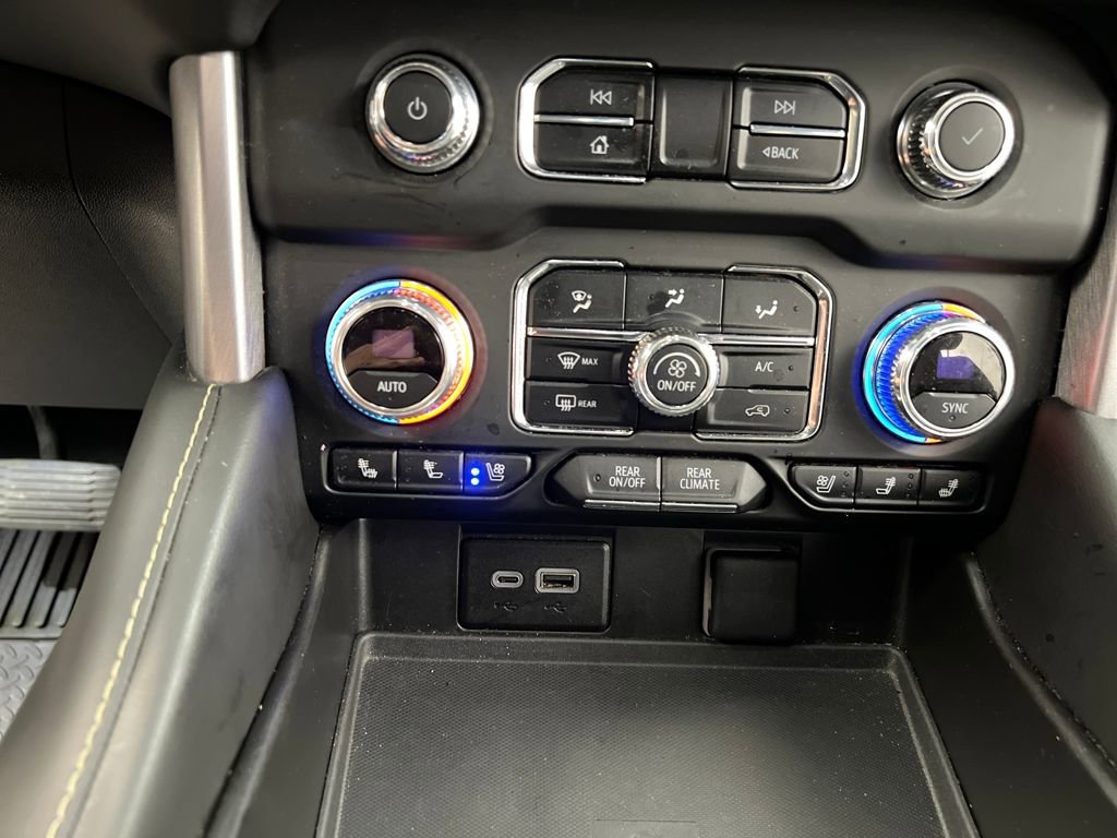 Used 2023 GMC Yukon SLT image 19