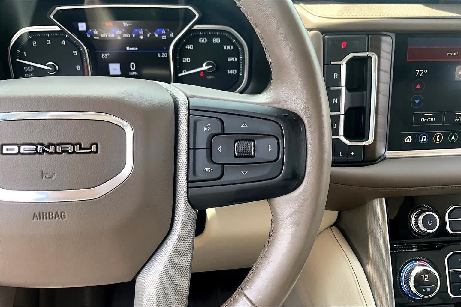 Used 2021 GMC Yukon XL Denali w/ Denali Premium Package RWD image 25