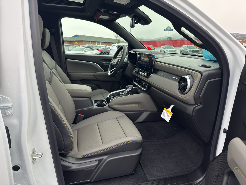 New 2026 Chevrolet Colorado ZR2 w/ Technology Package AWD/4WD image 25