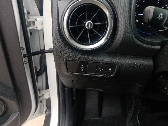Certified 2023 Hyundai Kona SEL FWD image 4