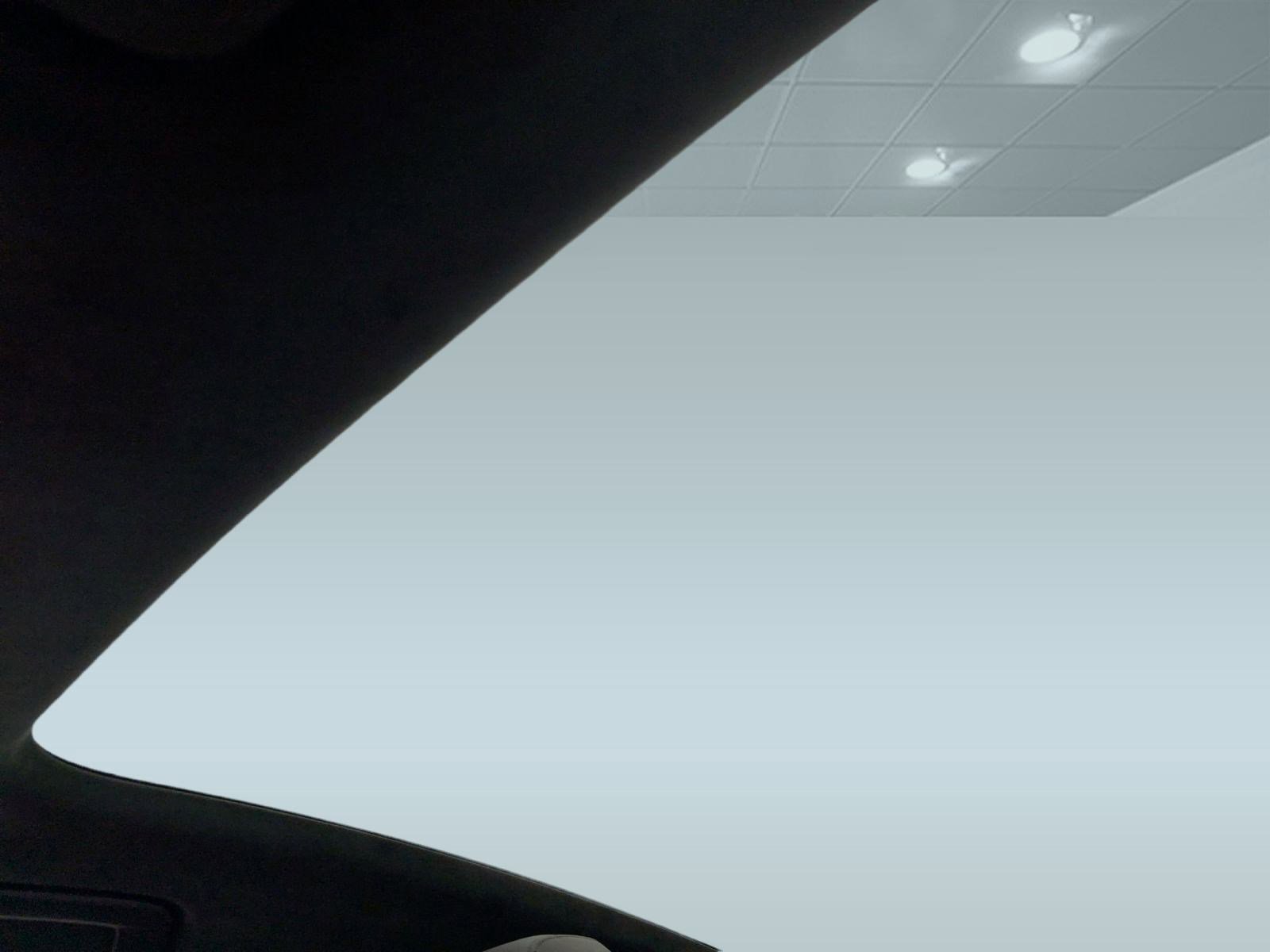 New 2026 Audi RS e-tron GT performance image 15