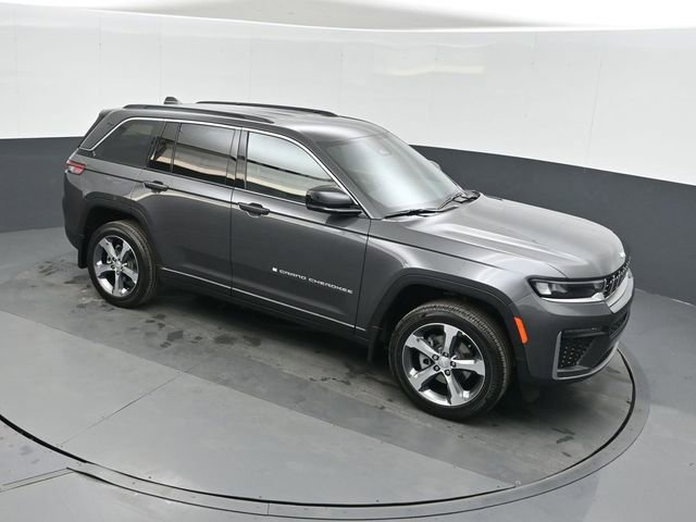 New 2026 Jeep Grand Cherokee Limited w/ Trailer Tow Package image 28