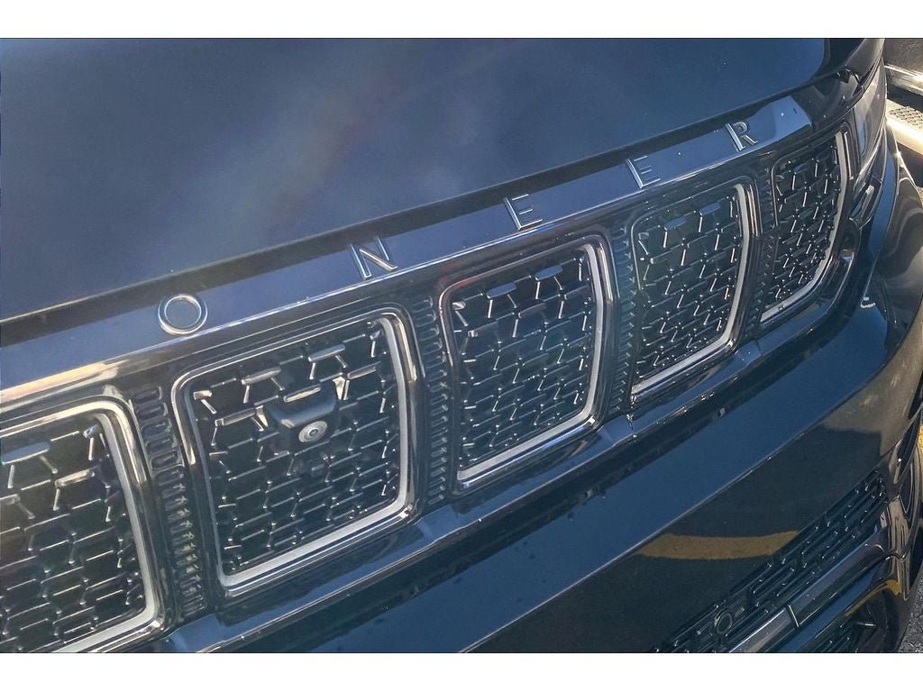 Used 2022 Jeep Grand Wagoneer Series II AWD/4WD image 32