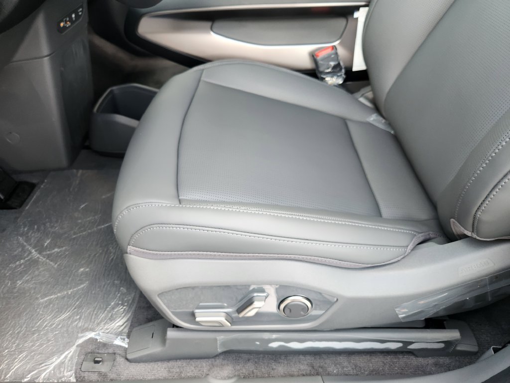New 2026 Kia EV9 Light RWD image 17